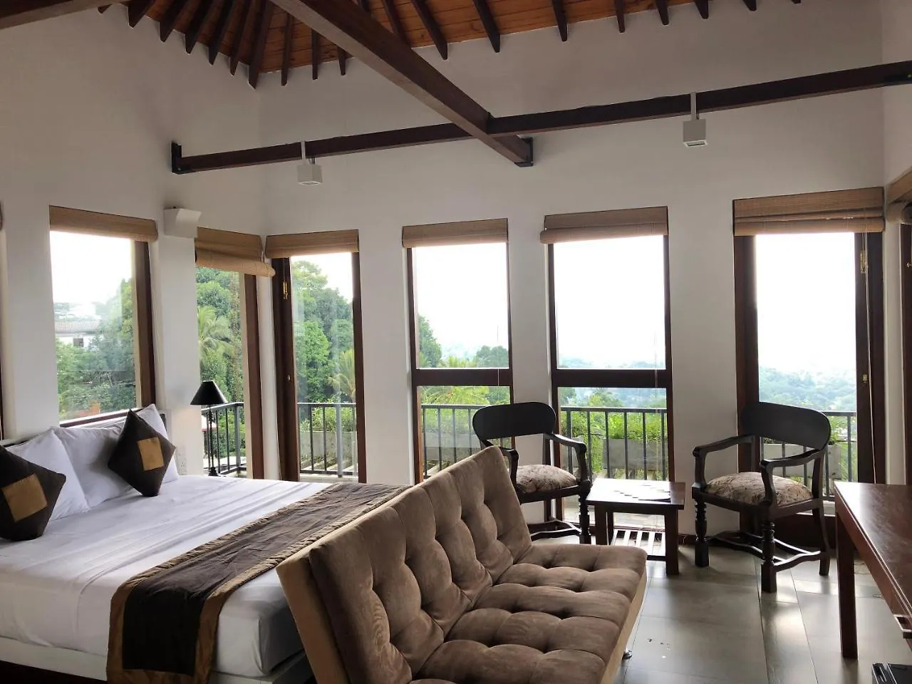 Pgc Residence Kandy Gasthof